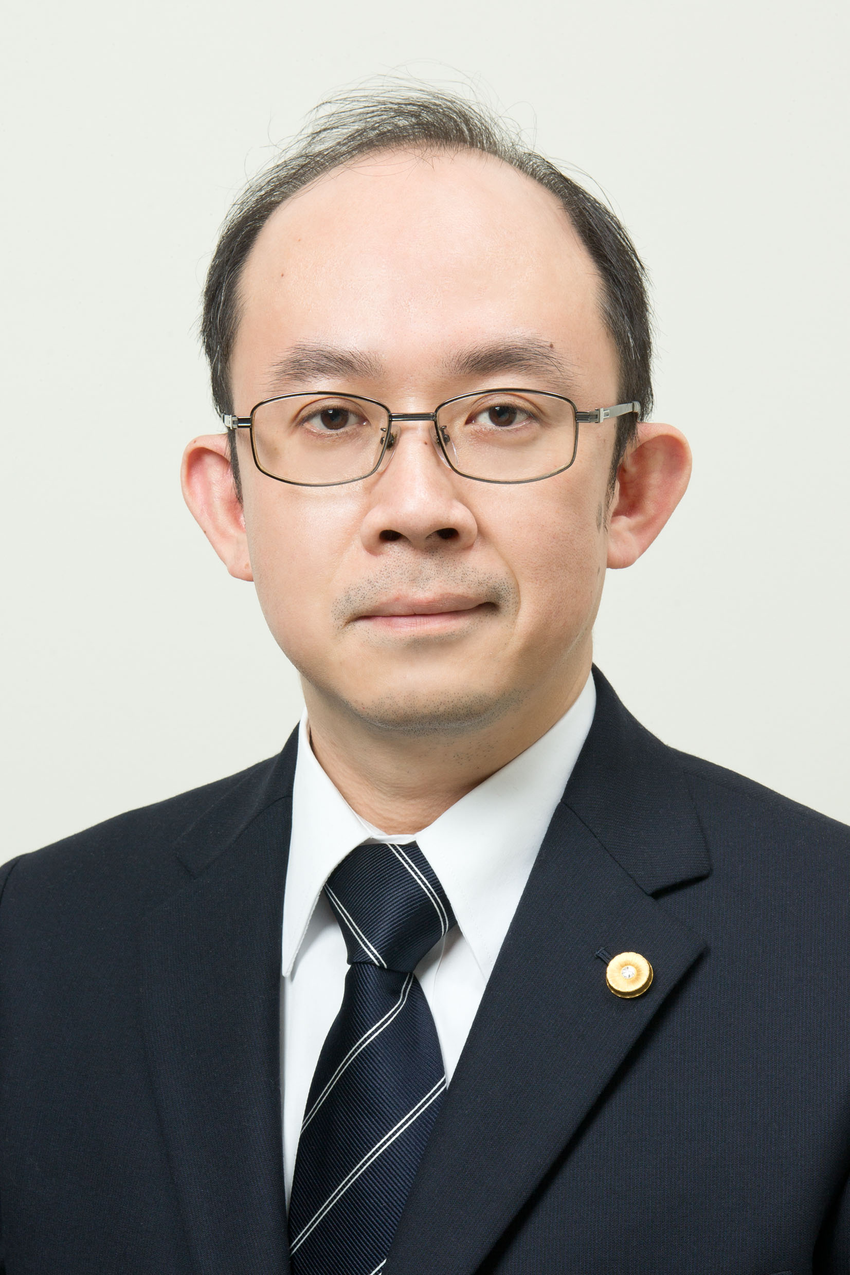 日本労働弁護団 日本労働弁護団は憲法で保障された労働者と労働組合の権利を擁護することを目的として 全国の弁護士によって組織された団体です