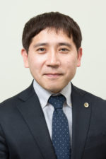 吉川弁護士画像