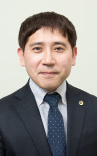 吉川弁護士画像